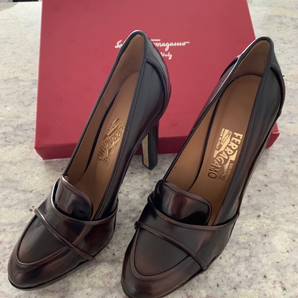100 %Authentic Ferragamo